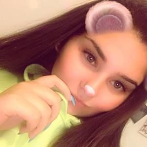 Meet your Posher, Juliana